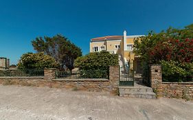 Spertos Apartments